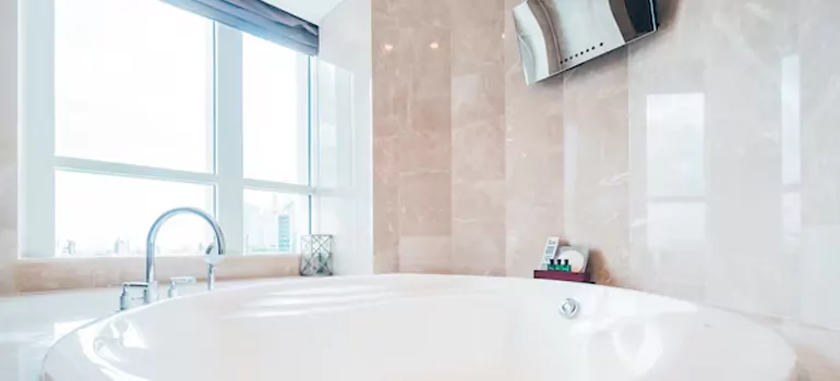 Bathroom Window Coverings in Pace, FL